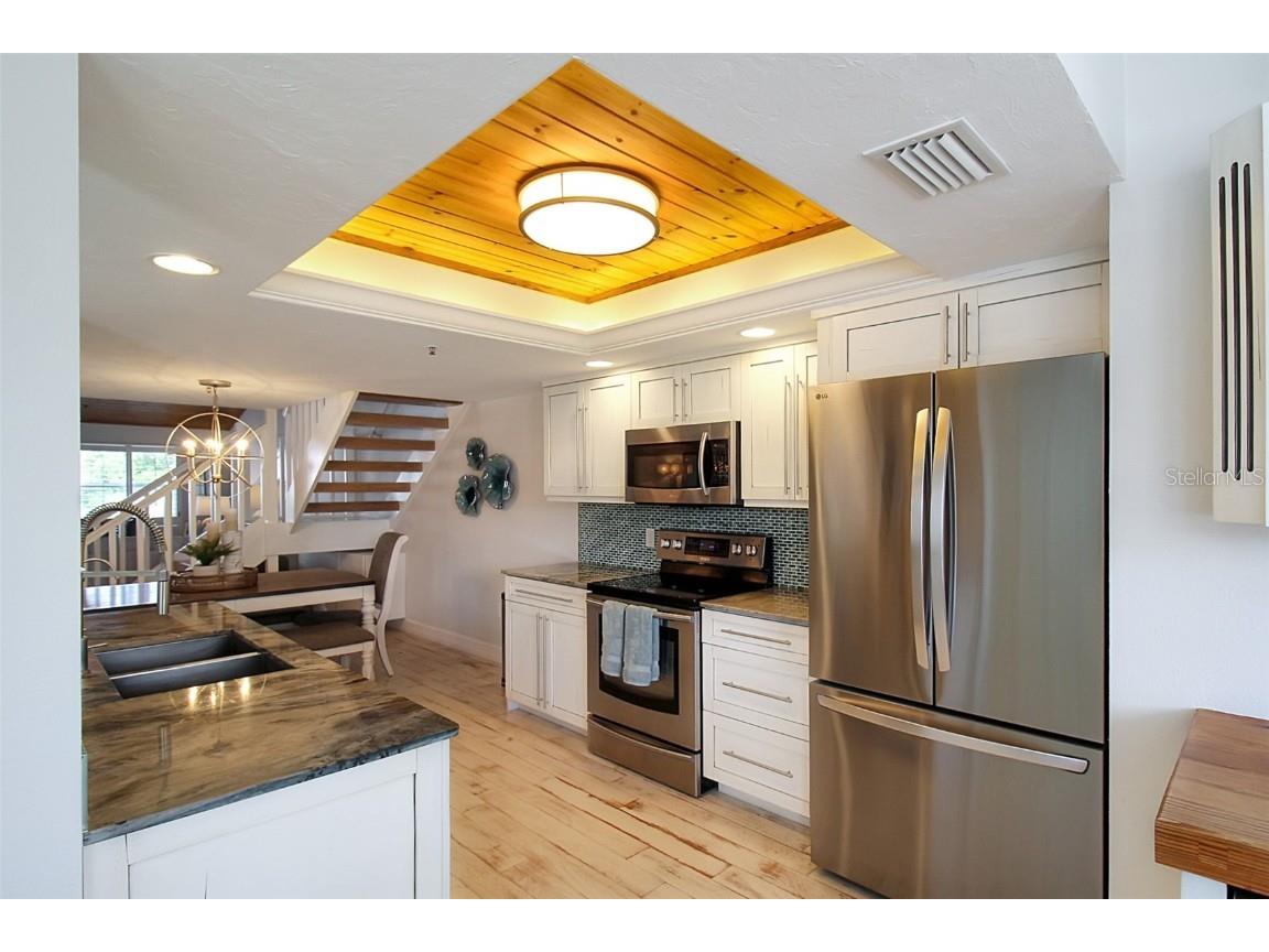 1315 Siesta Bayside Drive #1315B Sarasota FL 34242 A4628842 image9