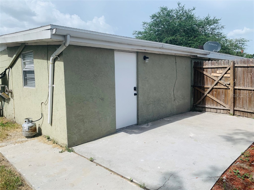 1315 Waikiki Way #1 Tampa FL 33619 T3445233 image1