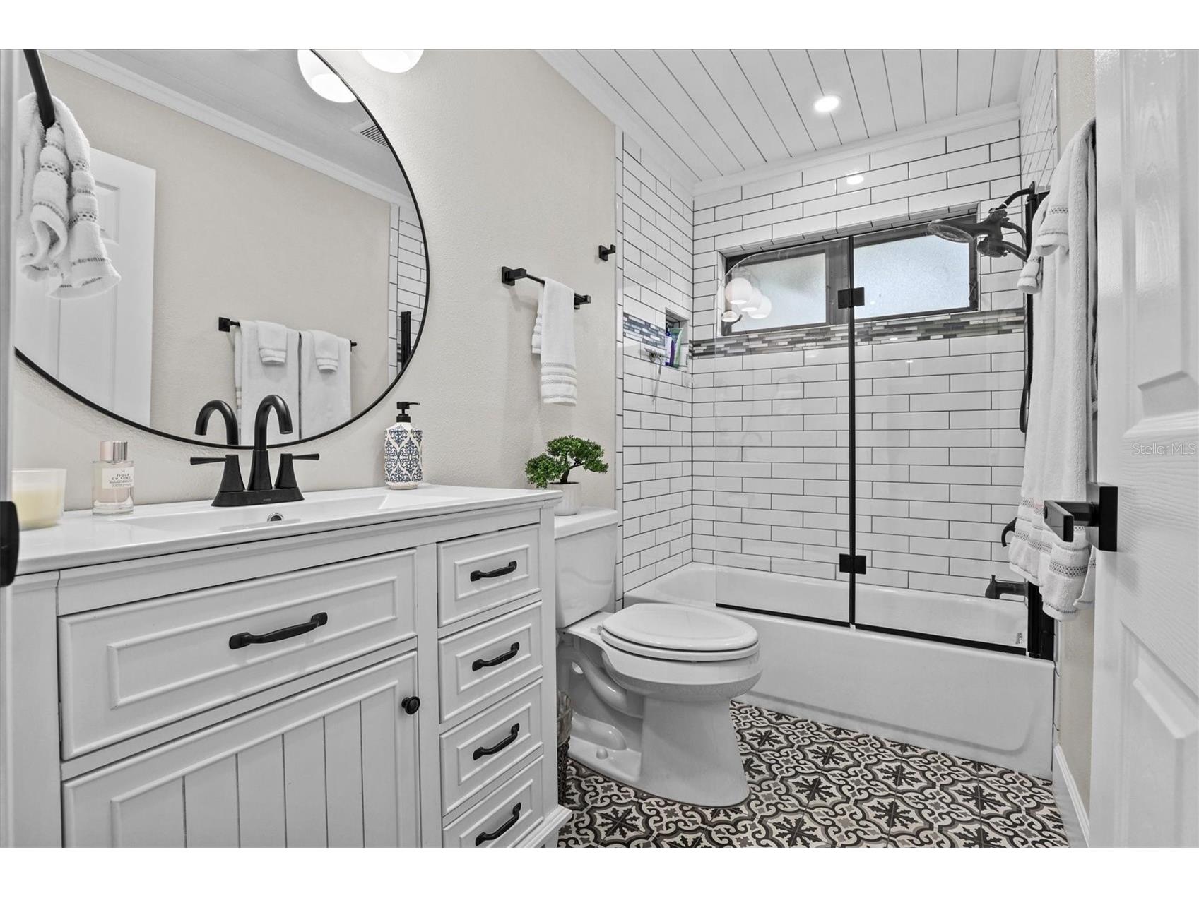 1315 Westlake Boulevard Palm Harbor FL 34683 TB8513223 image25