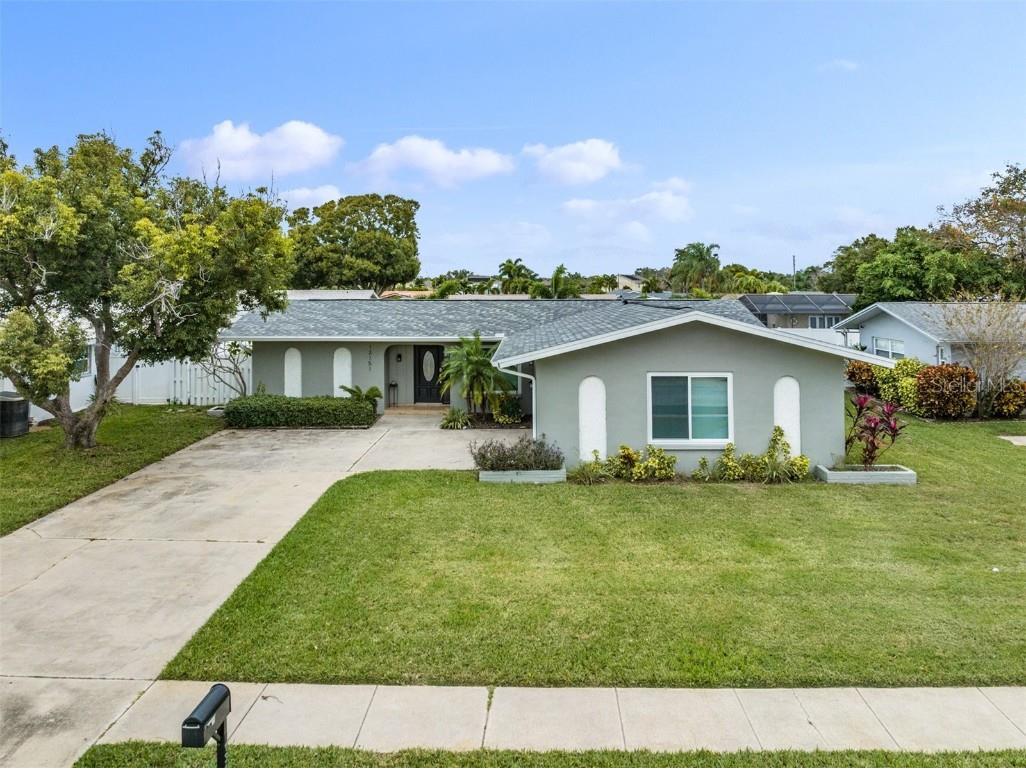 13151 87th Place Seminole FL 33776 TB8335327 image1
