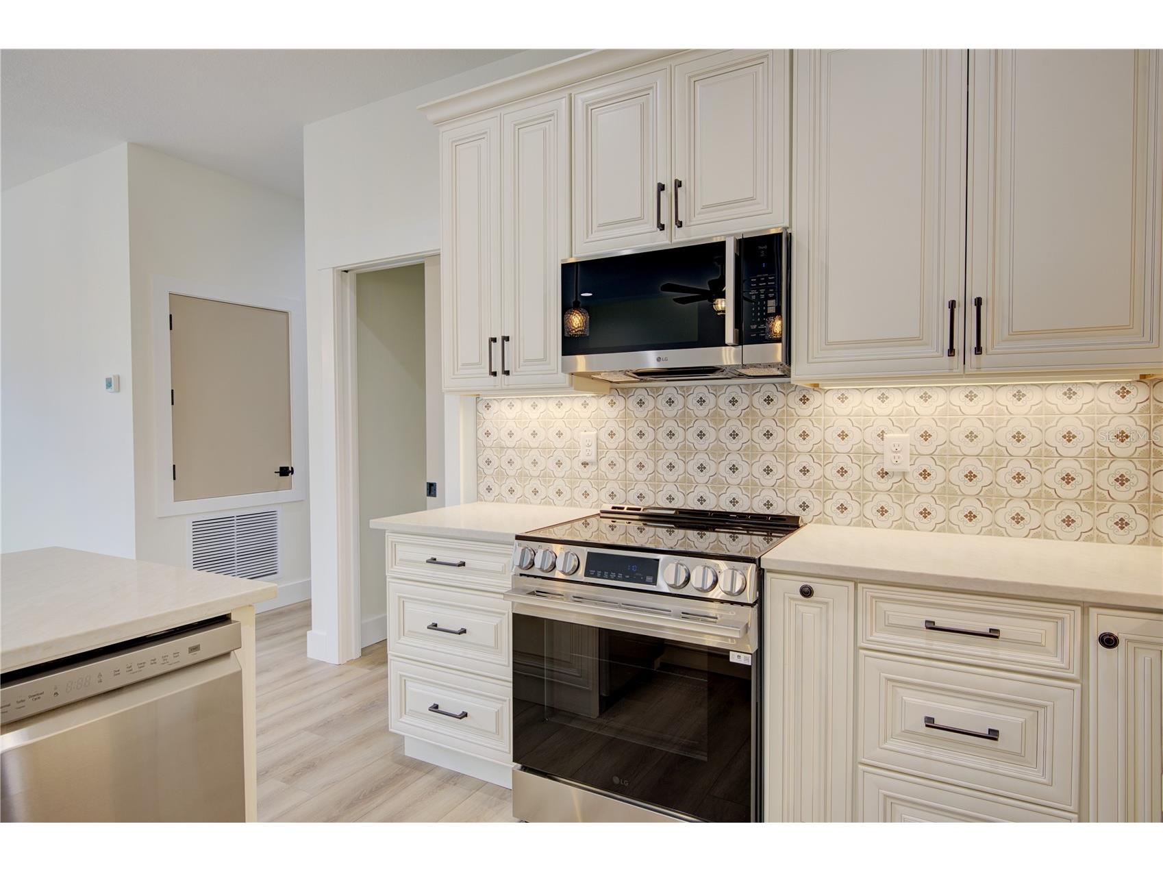 1316 E 9th Avenue Mount Dora FL 32757 O6416275 image11