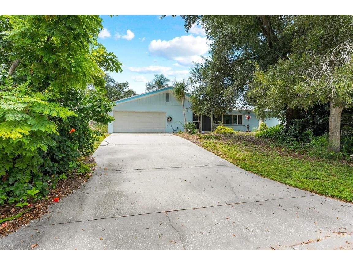 1316 Fairfield Drive Clearwater FL 33764 A4620445 image1