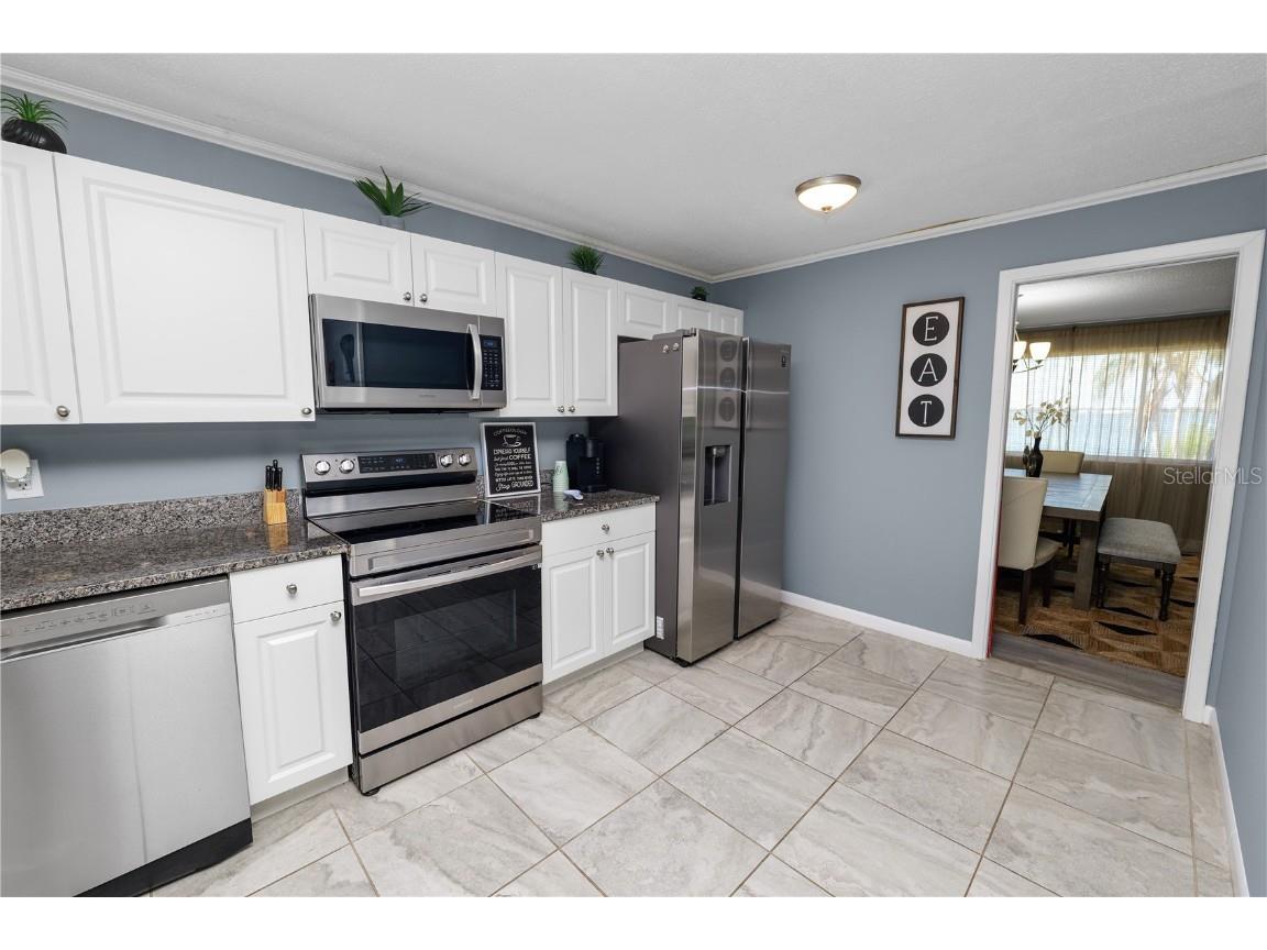 1316 Lake Ariana Boulevard Auburndale FL 33823 - LAKE ARIANA L4956955 image15