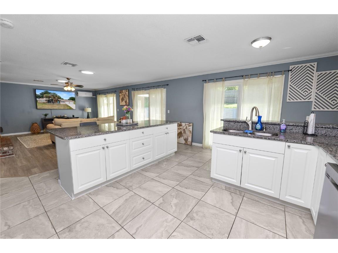 1316 Lake Ariana Boulevard Auburndale FL 33823 - LAKE ARIANA L4956955 image16