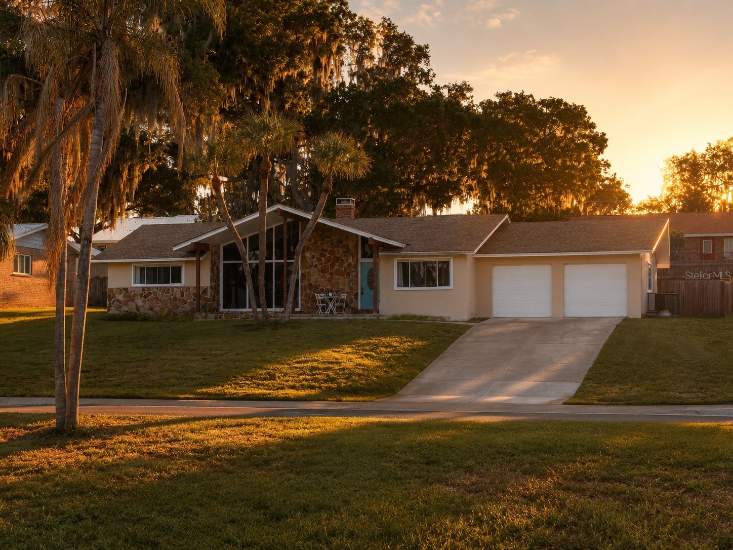 1316 Lake Ariana Boulevard Auburndale FL 33823 - LAKE ARIANA W7885605 image2