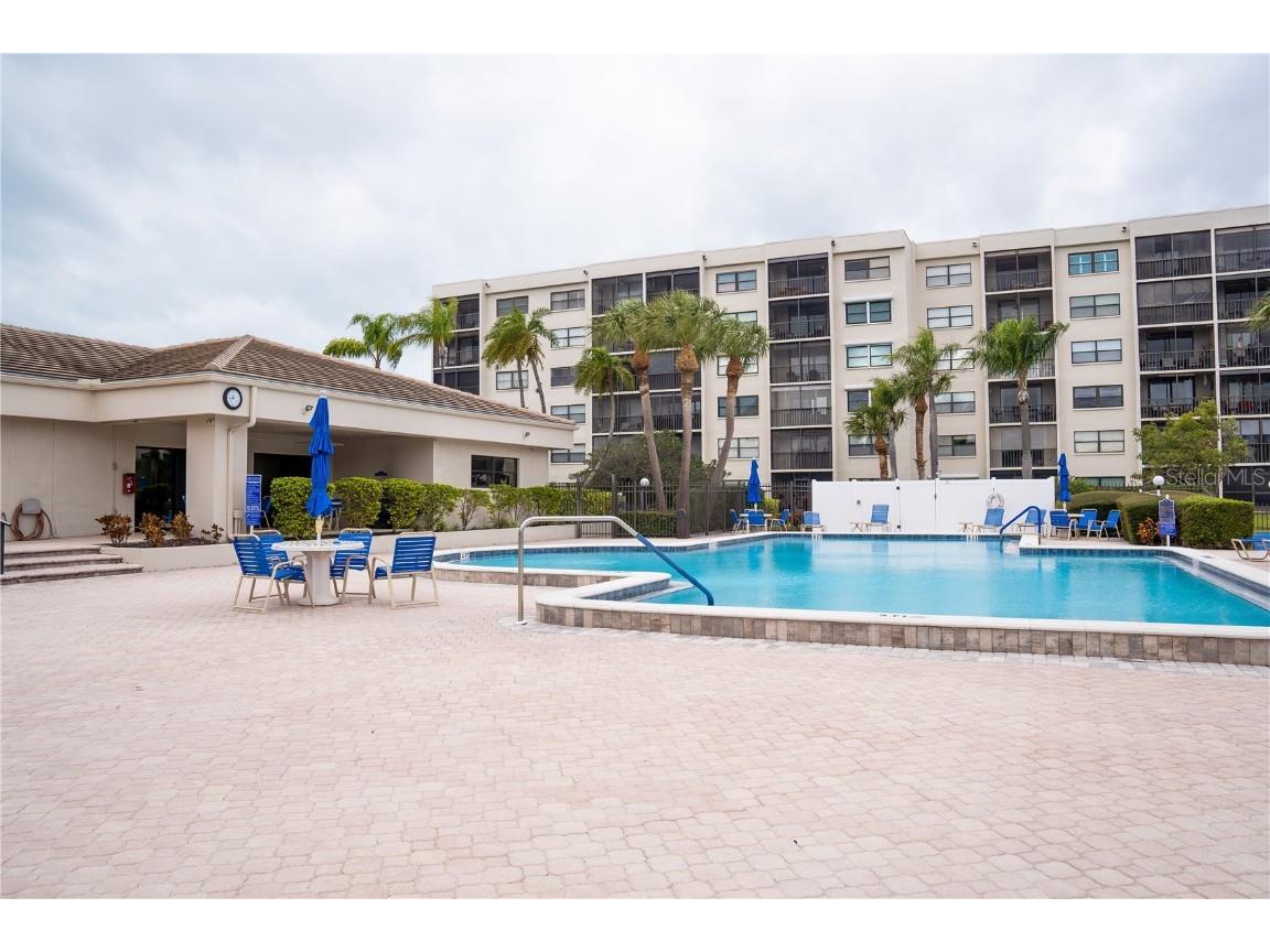 1316 Pasadena Avenue S #103 South Pasadena FL 33707 U8192930 image32