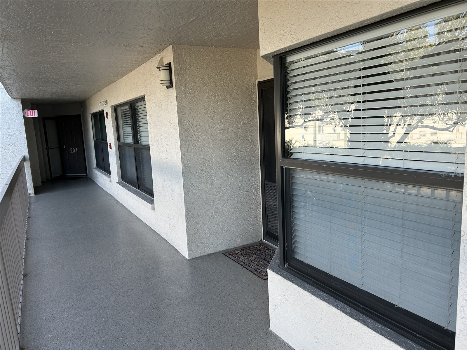 1316 Pasadena Avenue S #202 South Pasadena FL 33707 TB8474811 image2