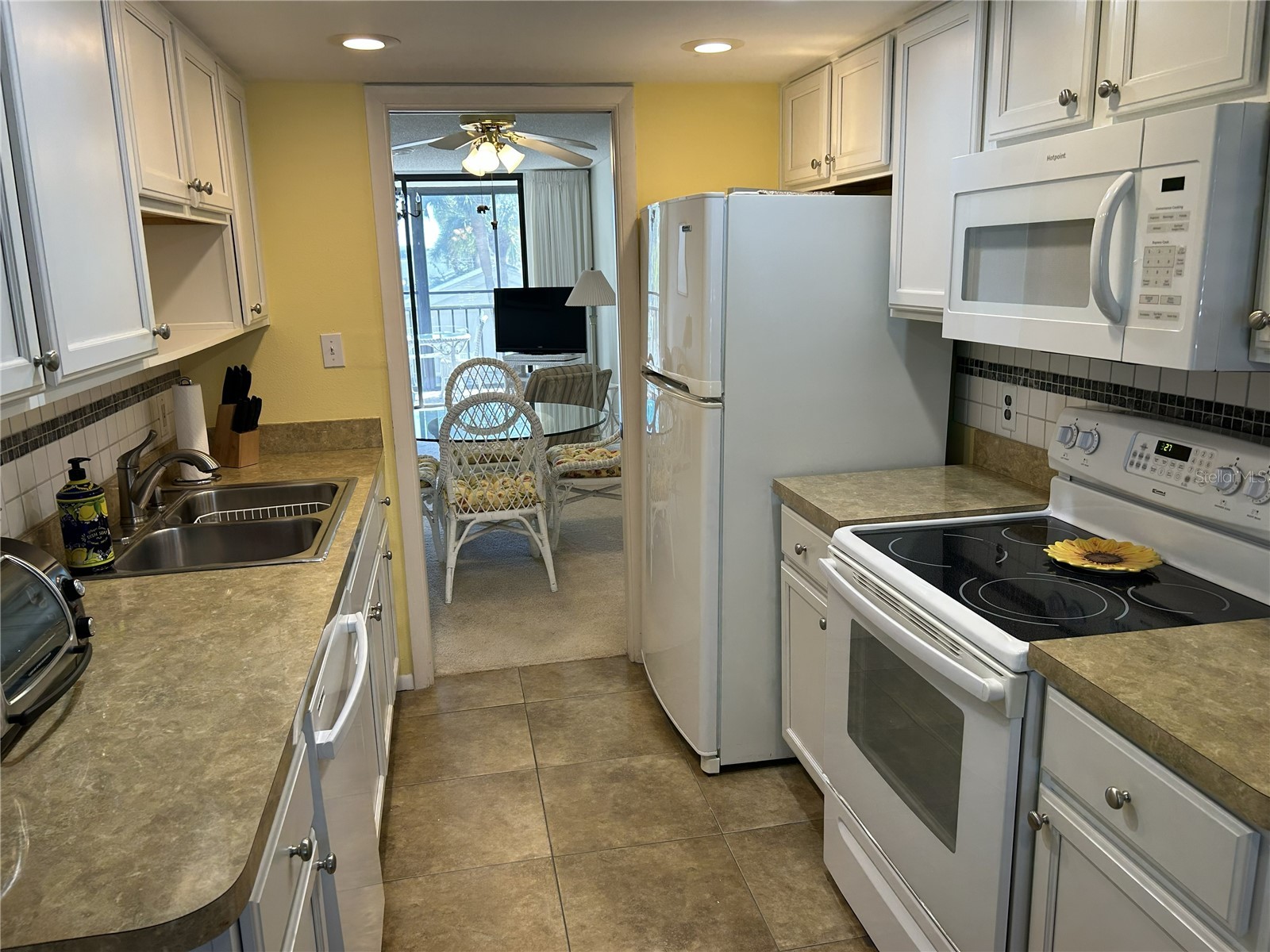 1316 Pasadena Avenue S #202 South Pasadena FL 33707 TB8474811 image4