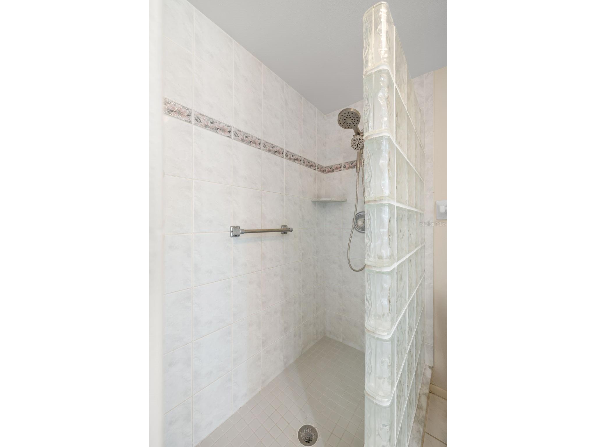 1316 Pasadena Avenue S #204 South Pasadena FL 33707 TB8464517 image20