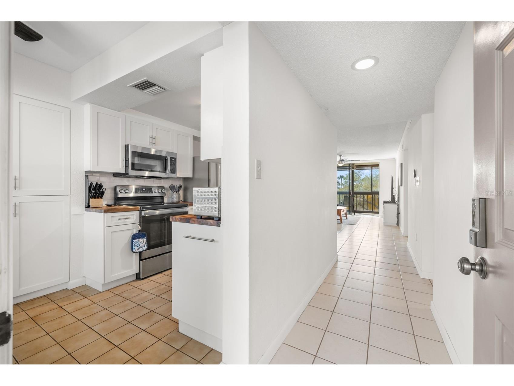 1316 Pasadena Avenue S #204 South Pasadena FL 33707 TB8464517 image5