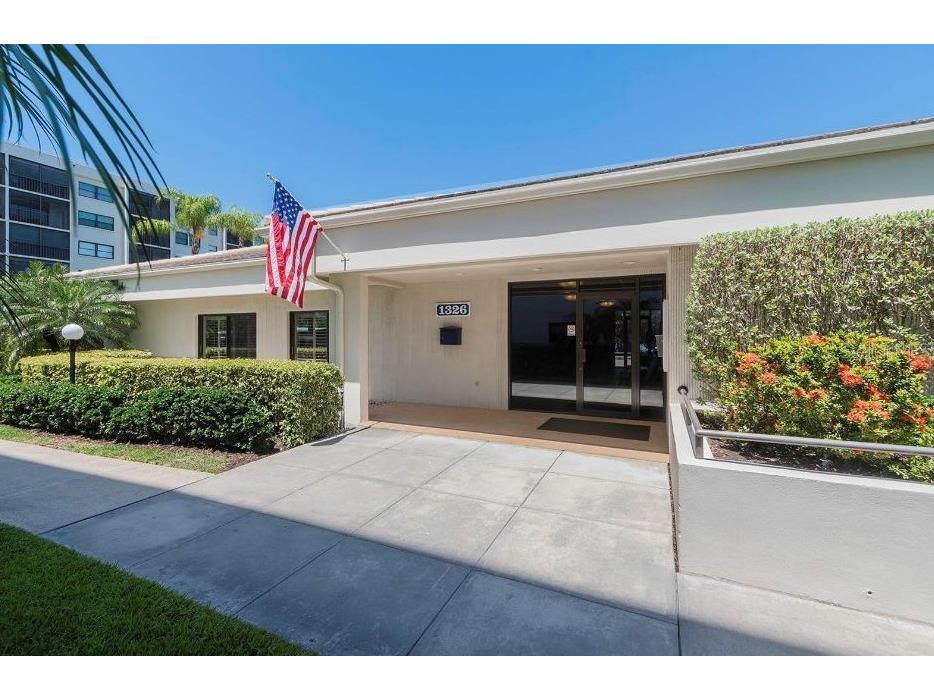 1316 Pasadena Avenue S #407 South Pasadena FL 33707 W7880128 image93