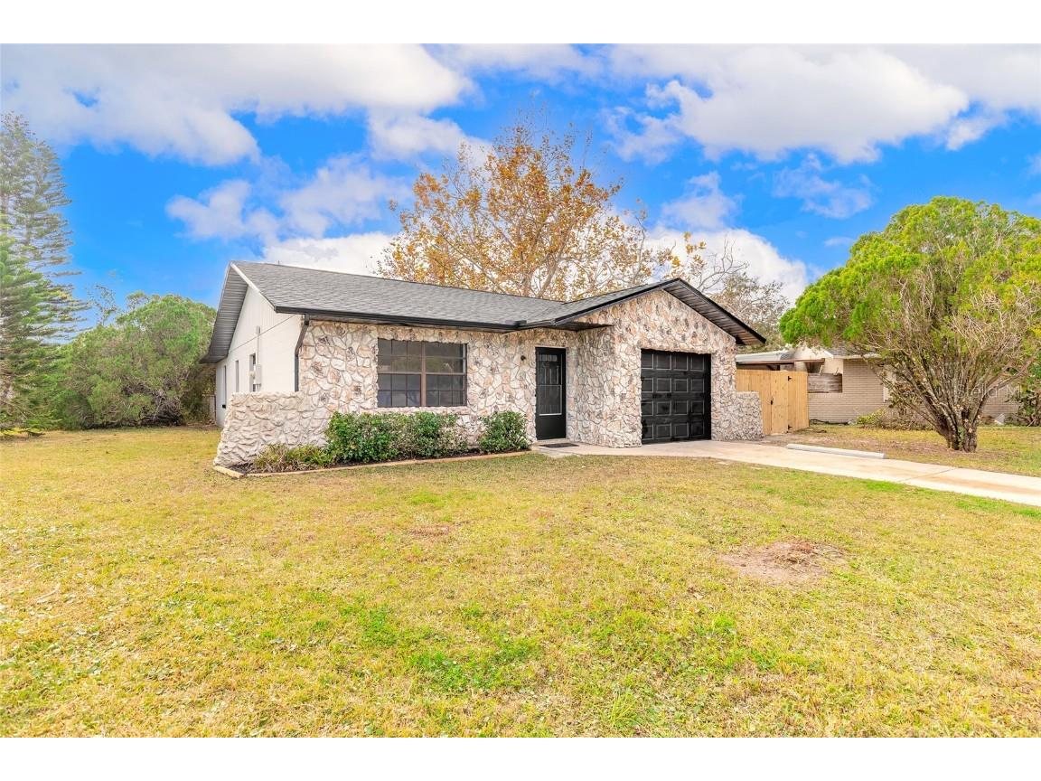 1316 Point Court Port Orange FL 32127 V4946242 image2