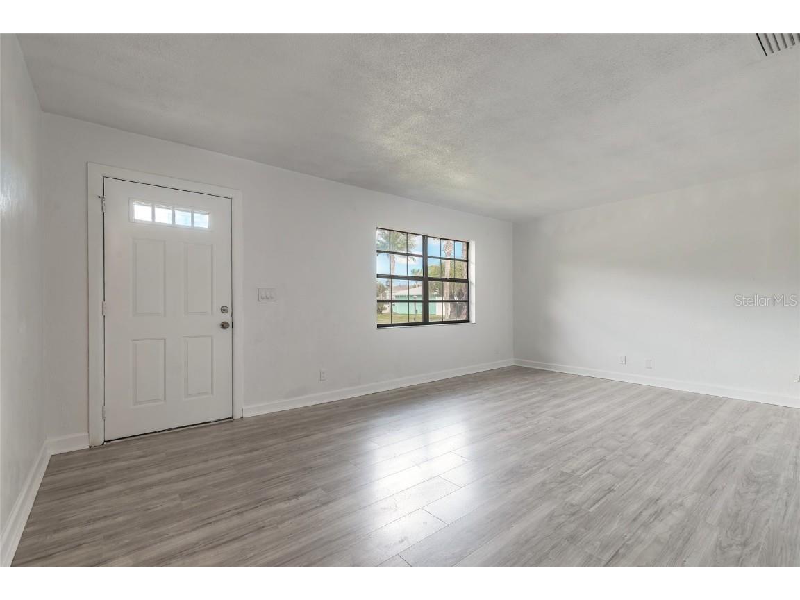 1316 Point Court Port Orange FL 32127 V4946242 image7