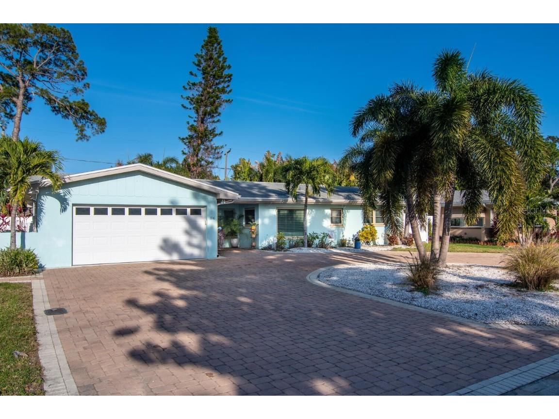 1316 Robin Road S Saint Petersburg FL 33707 U8190324 image1