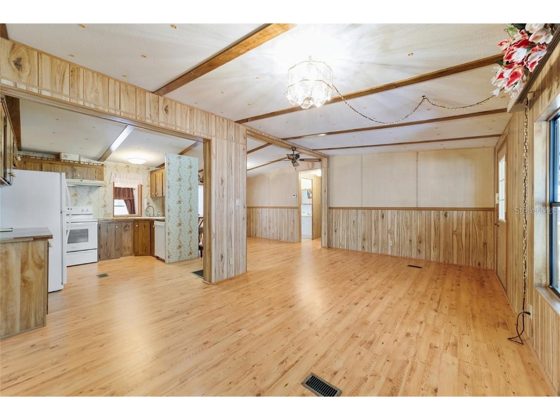 13168 NE 19th Lane Silver Springs FL 34488 OM715208 image23