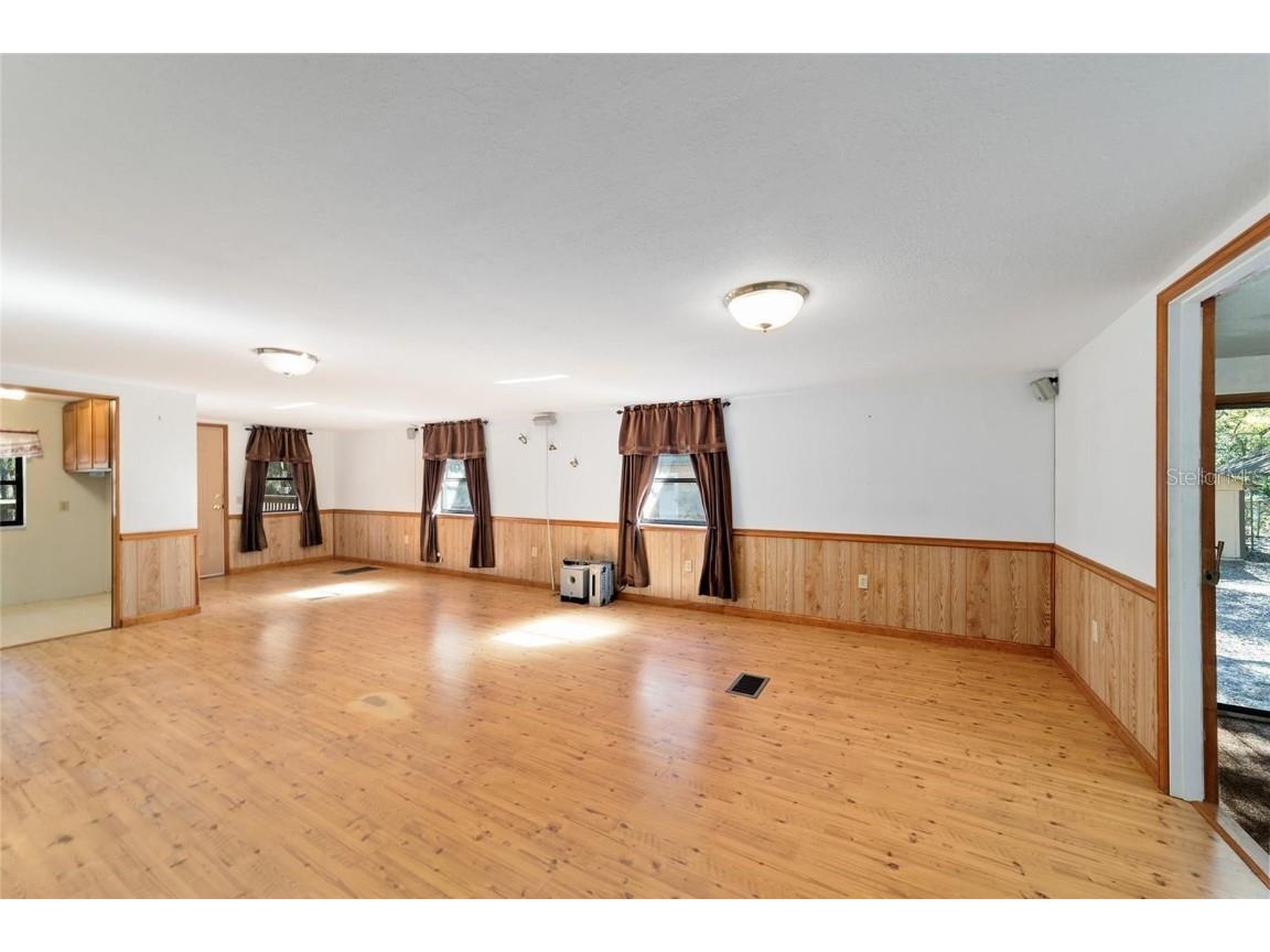 13168 NE 19th Lane Silver Springs FL 34488 OM715208 image39