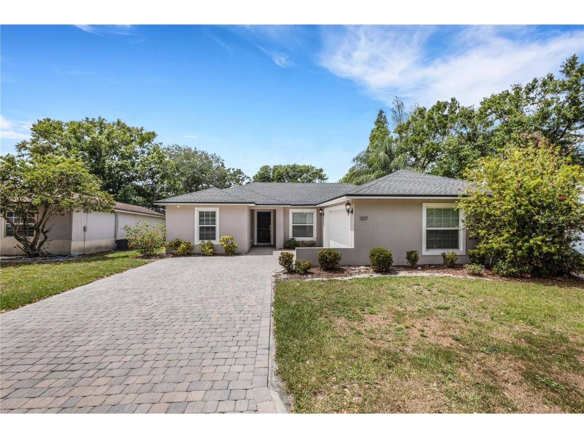 1317 Honeytree Lane E Lakeland FL 33801 L4936491 image1
