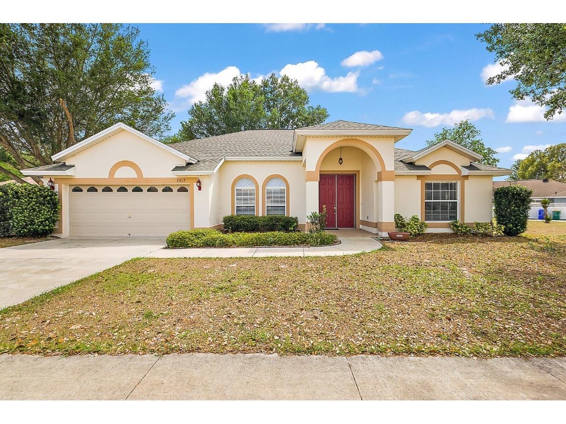 1317 Lake Idamere Boulevard Tavares FL 32778 - LAKE IDAMERE G5067171 image1