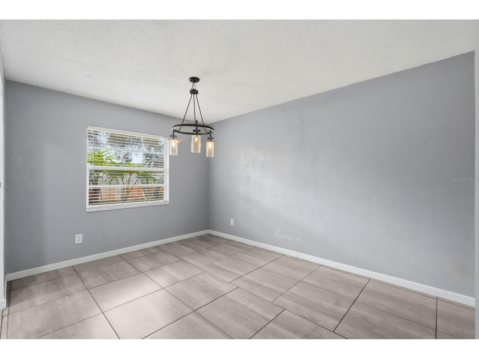 1317 N Shangri La Drive Daytona Beach FL 32119 V4947749 image10