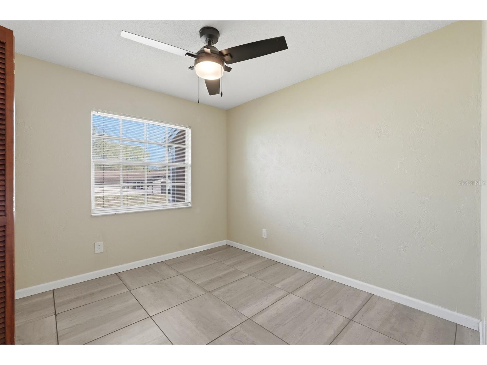 1317 N Shangri La Drive Daytona Beach FL 32119 V4947749 image22