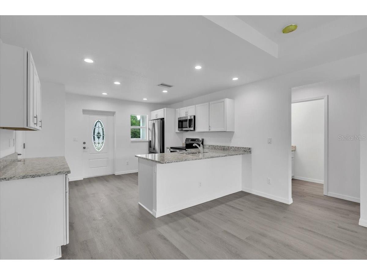 13171 Carousel Drive Punta Gorda FL 33955 C7522896 image4