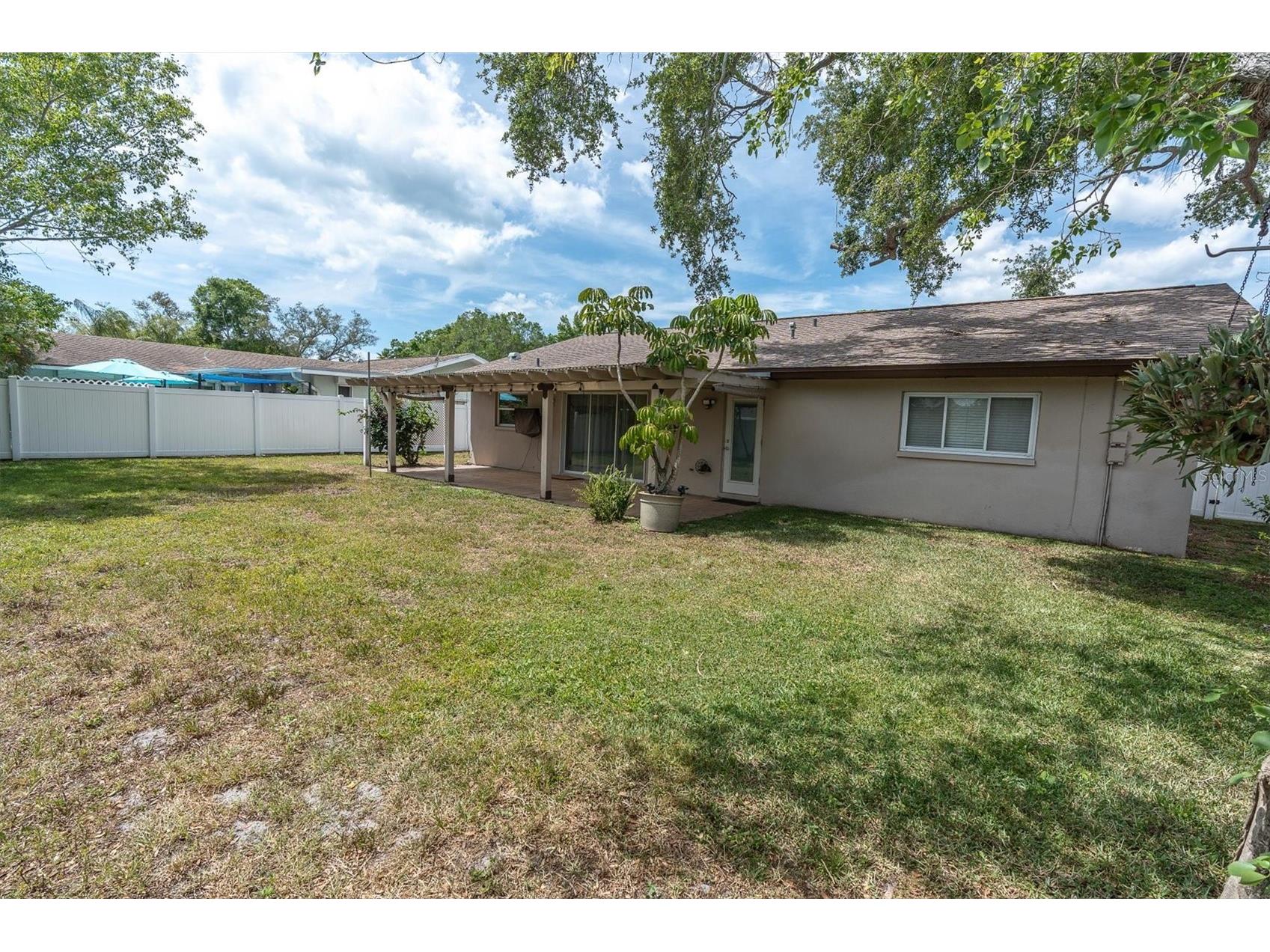 13176 Dorchester Drive Seminole FL 33776 TB8501774 image31
