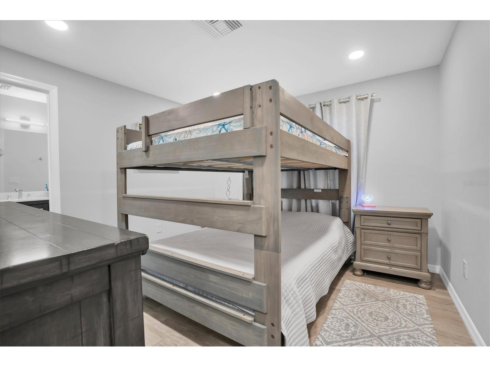 13179 Dorchester Drive Seminole FL 33776 TB8528413 image26
