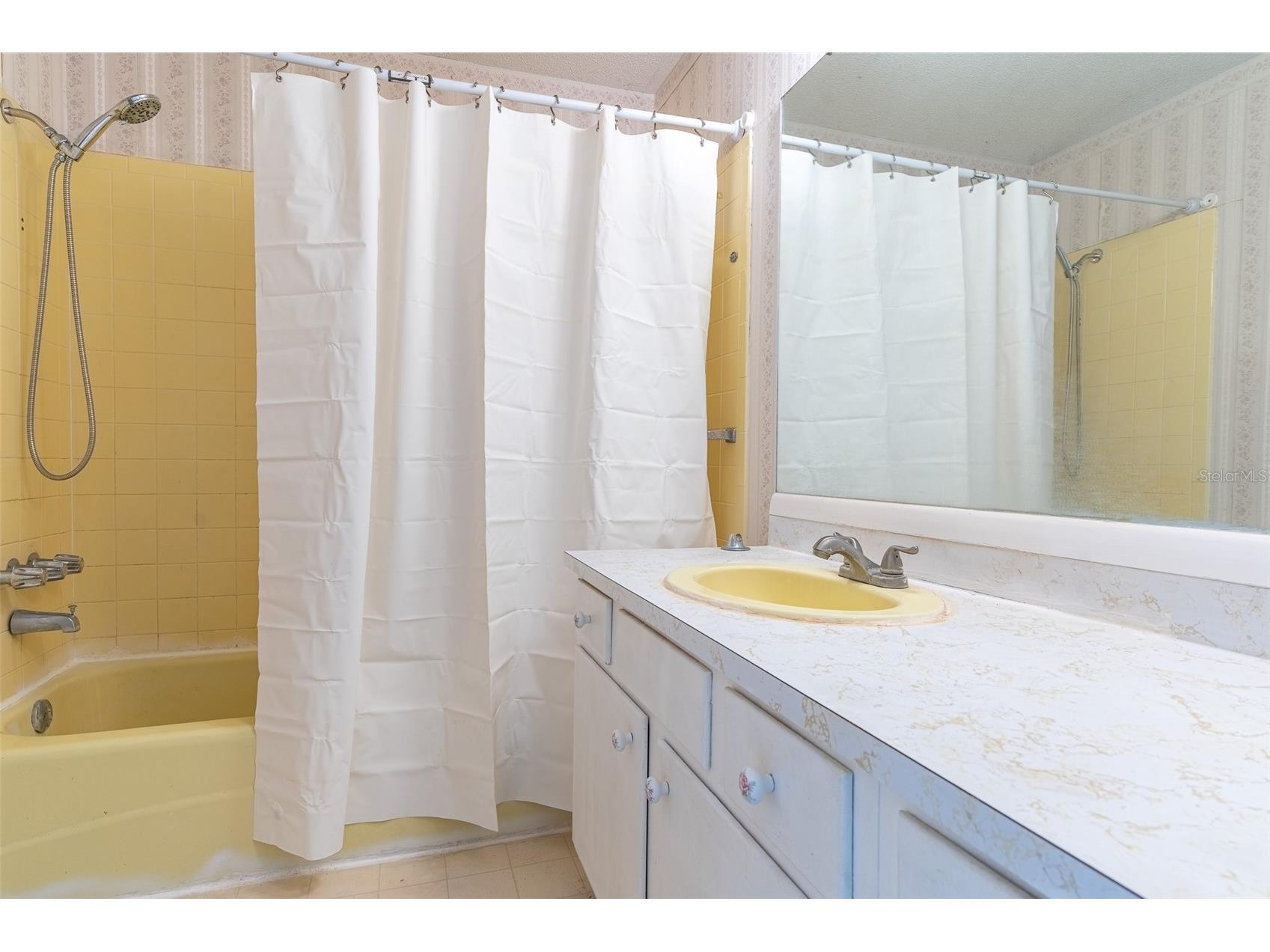 1318 Deer Park Court Sebring FL 33872 L4960199 image13