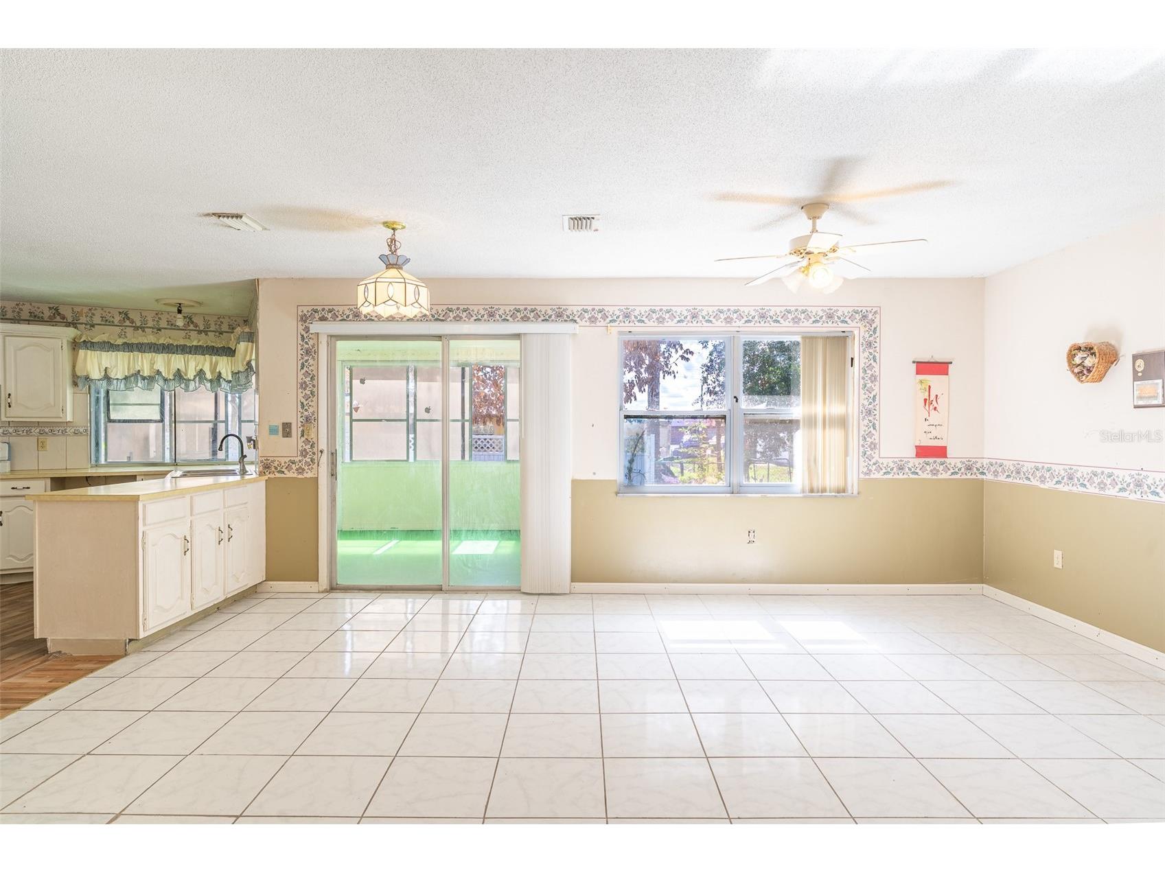 1318 Deer Park Court Sebring FL 33872 L4960199 image5