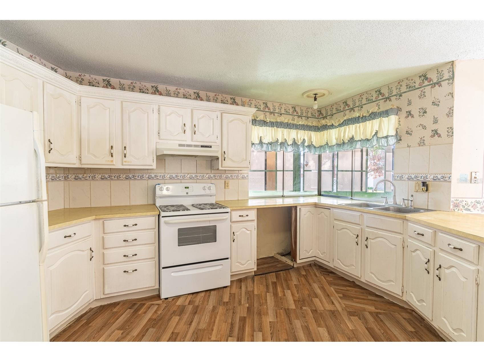 1318 Deer Park Court Sebring FL 33872 L4960199 image7