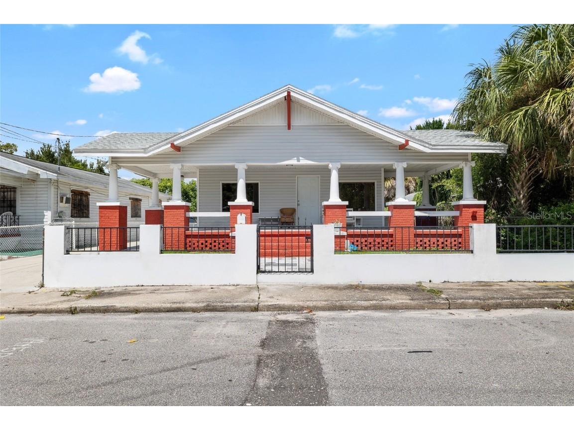1318 E Louise Avenue Tampa FL 33603 TB8425635 image1