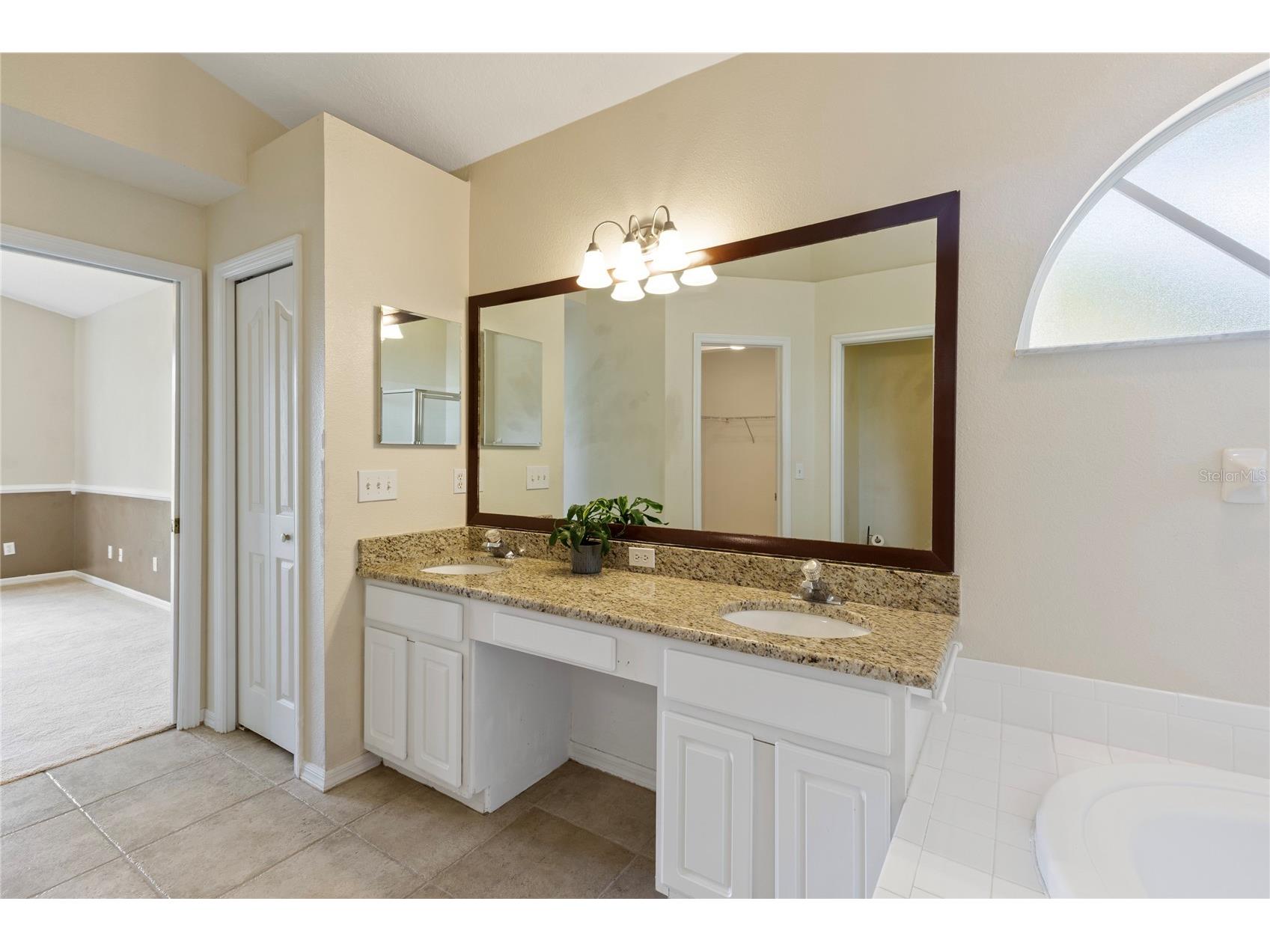 1318 Hatcher Loop Drive Brandon FL 33511 TB8494584 image17