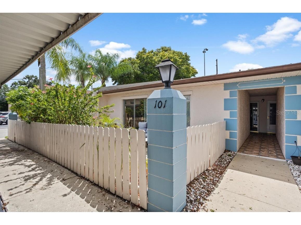 1318 Moreland Drive #101 Clearwater FL 33764 U8212296 image1