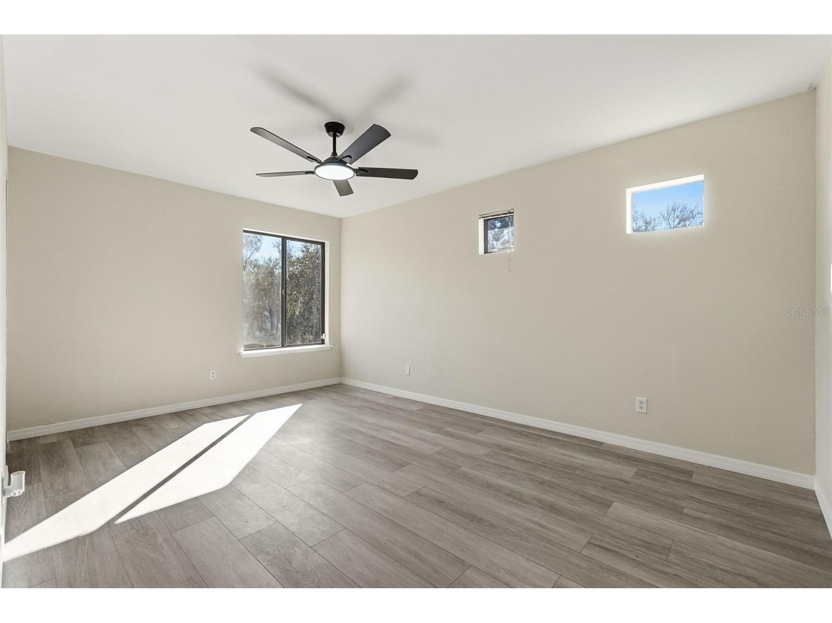 1318 Mountainview Tampa FL 33612 TB8474057 image11
