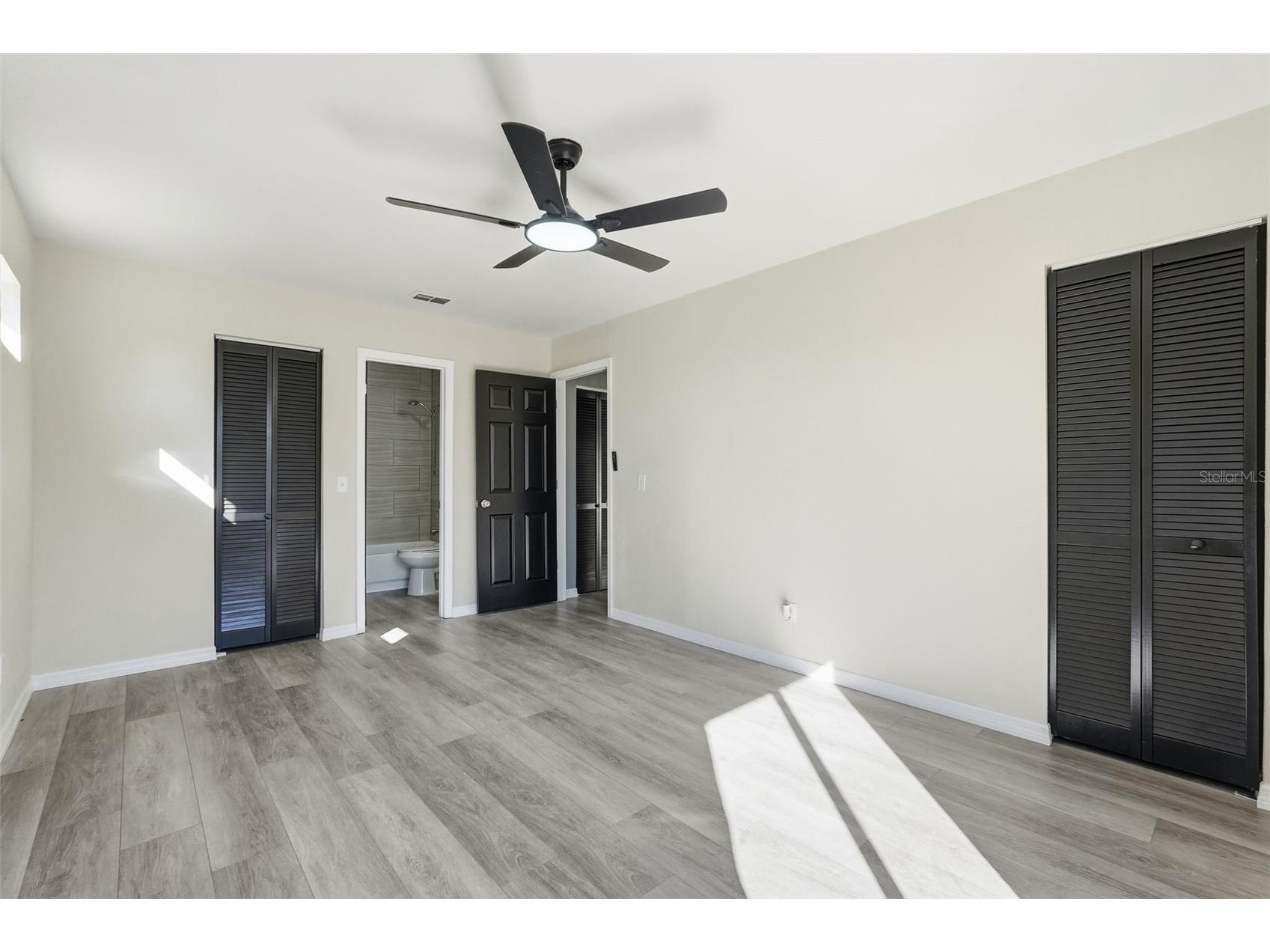 1318 Mountainview Tampa FL 33612 TB8474057 image12