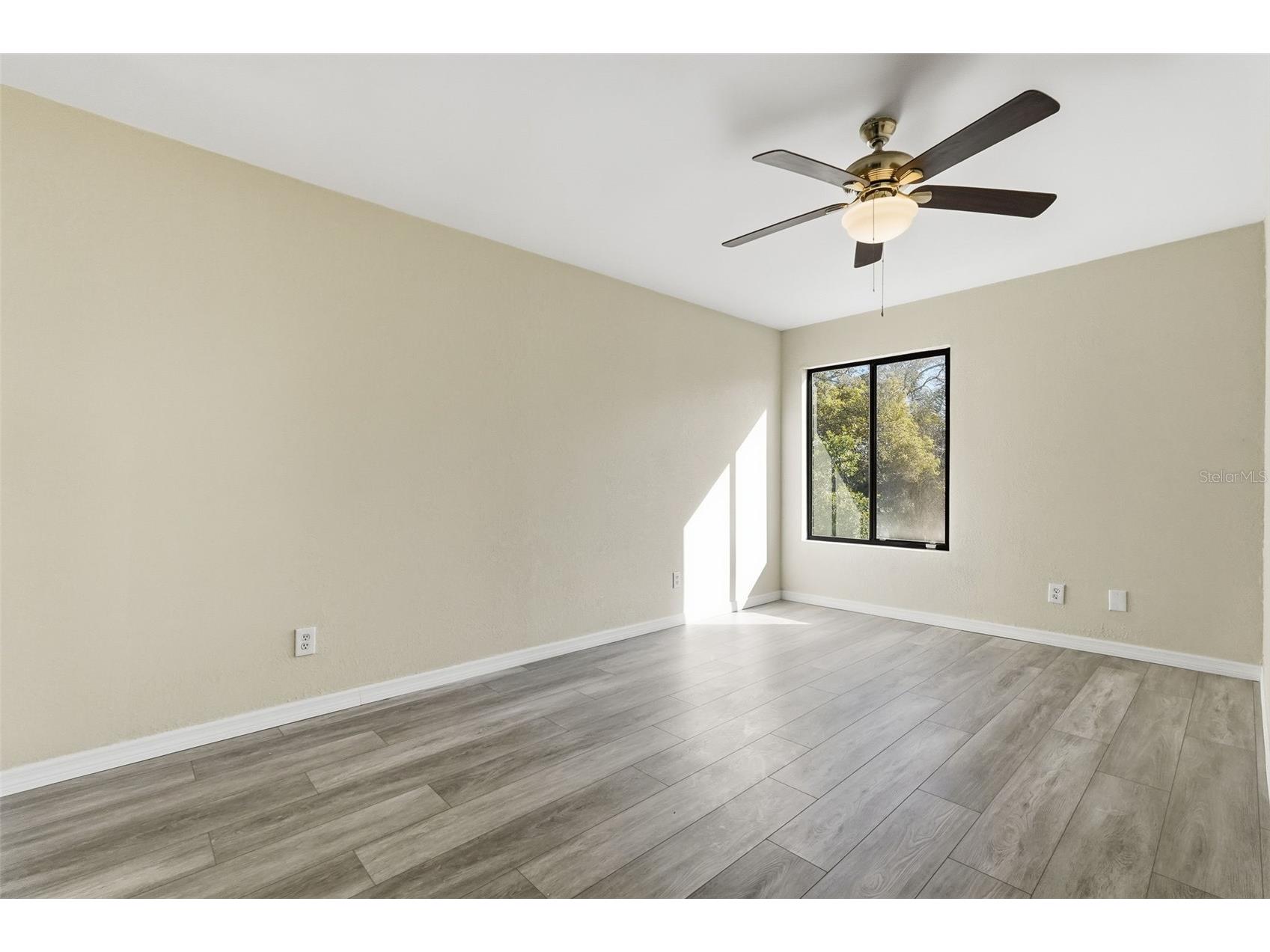 1318 Mountainview Tampa FL 33612 TB8474057 image13