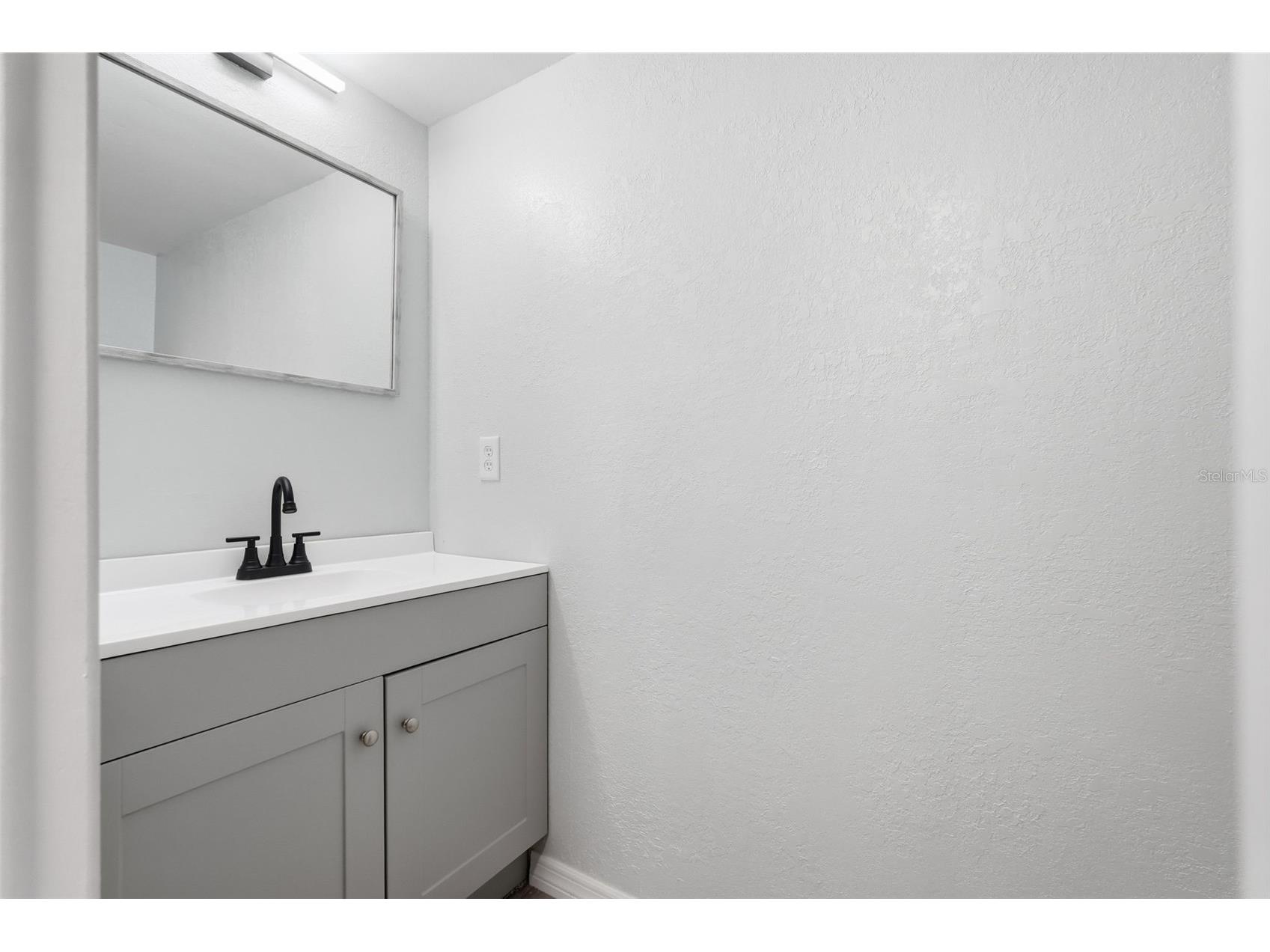 1318 Mountainview Tampa FL 33612 TB8474057 image33