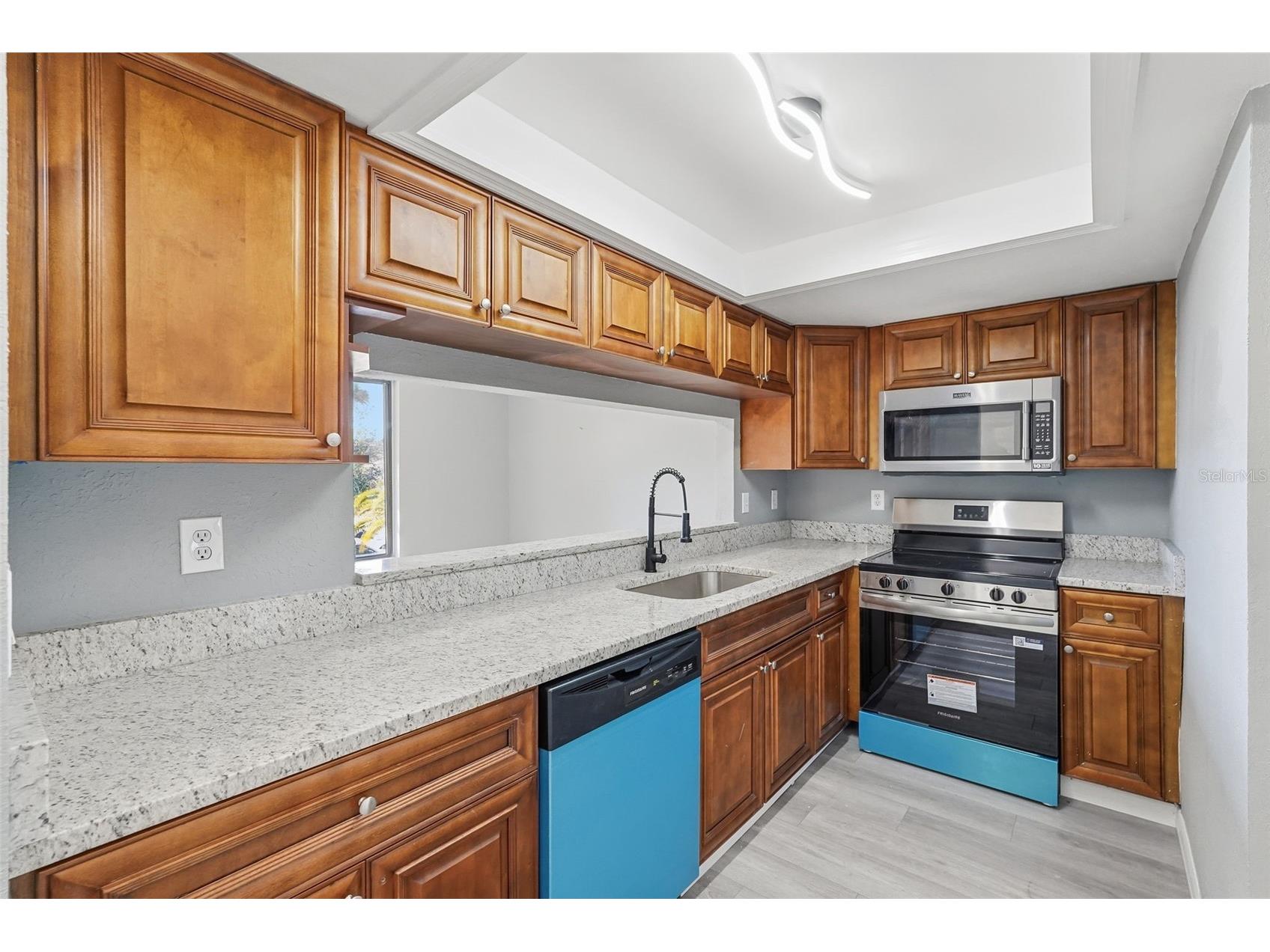 1318 Mountainview Tampa FL 33612 TB8474057 image5