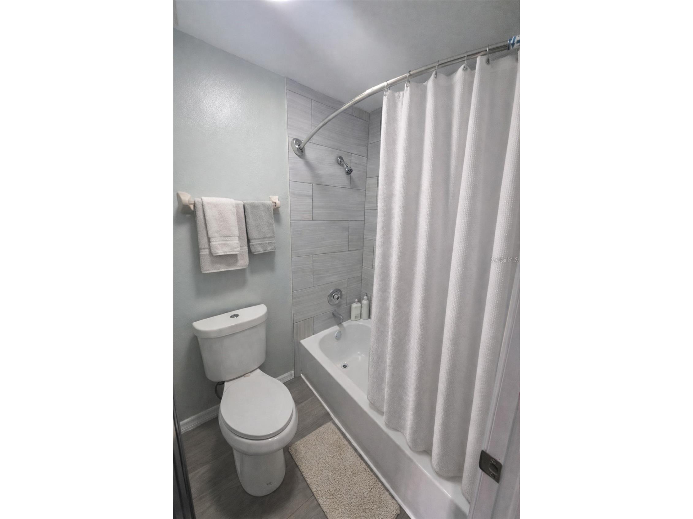 1318 Mountainview Tampa FL 33612 TB8474057 image8