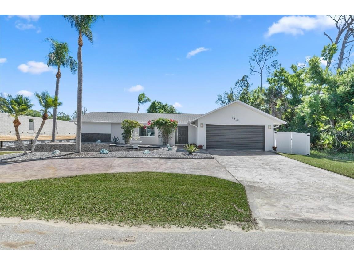 1318 Preston Street Port Charlotte FL 33952 C7489612 image1