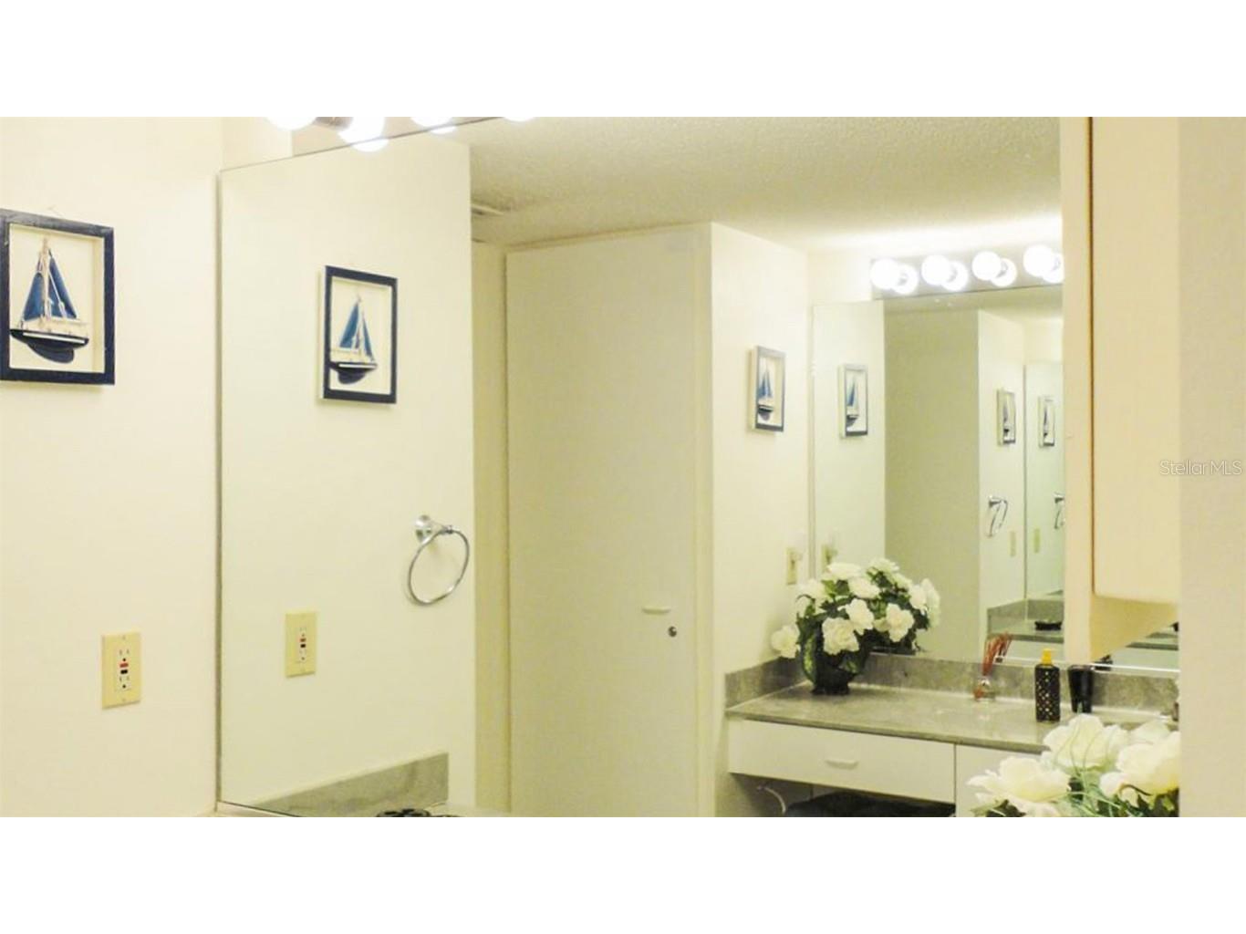 1318 Siesta Bayside Drive #C Sarasota FL 34242 A4591694 image12