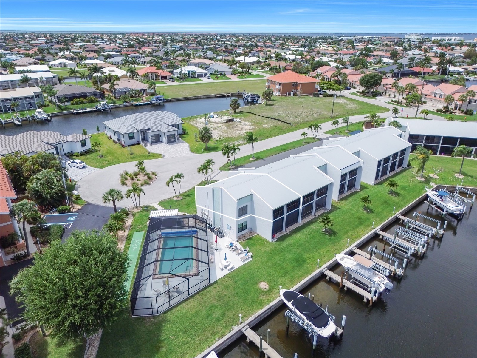 1318 Wesley Drive #124B Punta Gorda FL 33950 A4690020 image1