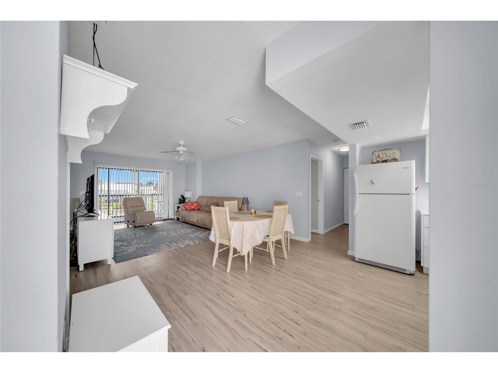 1318 Wesley Drive #124B Punta Gorda FL 33950 A4690020 image3