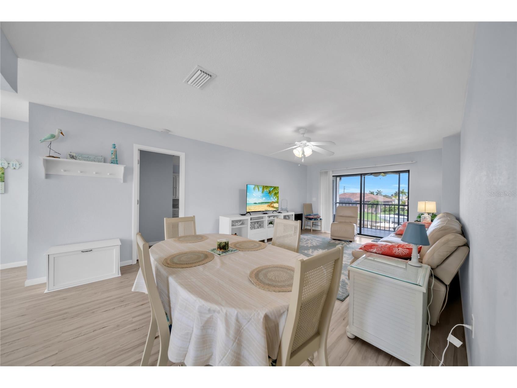 1318 Wesley Drive #124B Punta Gorda FL 33950 A4690020 image8