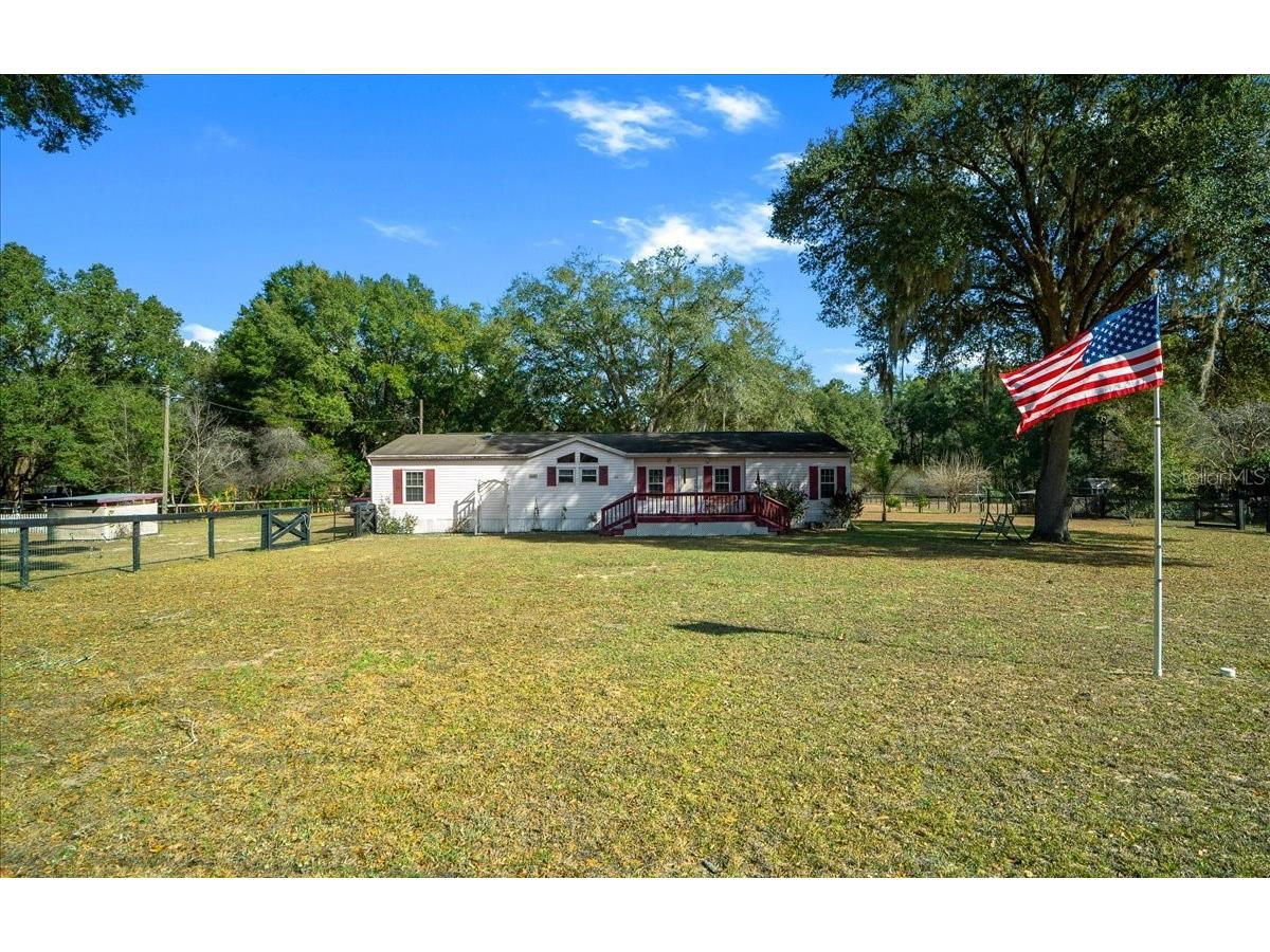 13181 NE 39th Terrace Anthony FL 32617 OM717418 image25