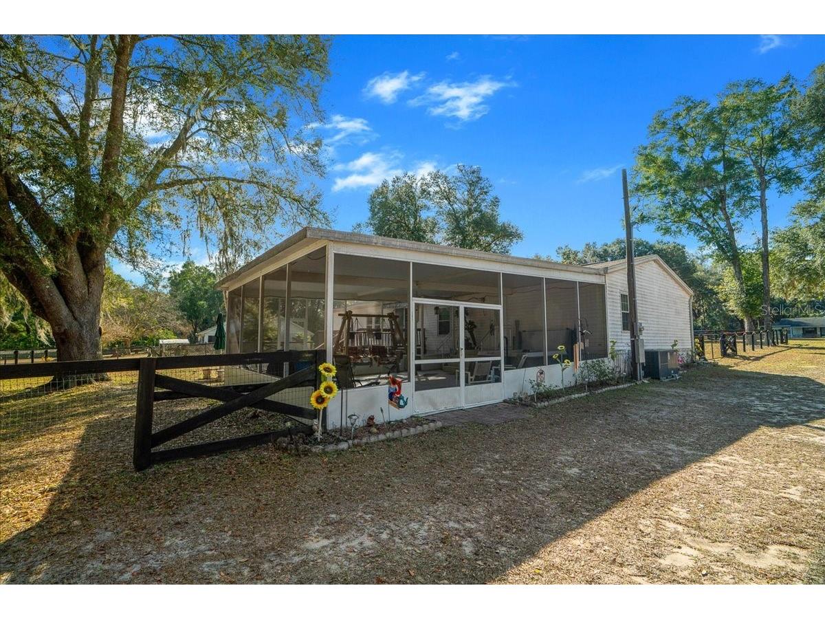 13181 NE 39th Terrace Anthony FL 32617 OM717418 image28