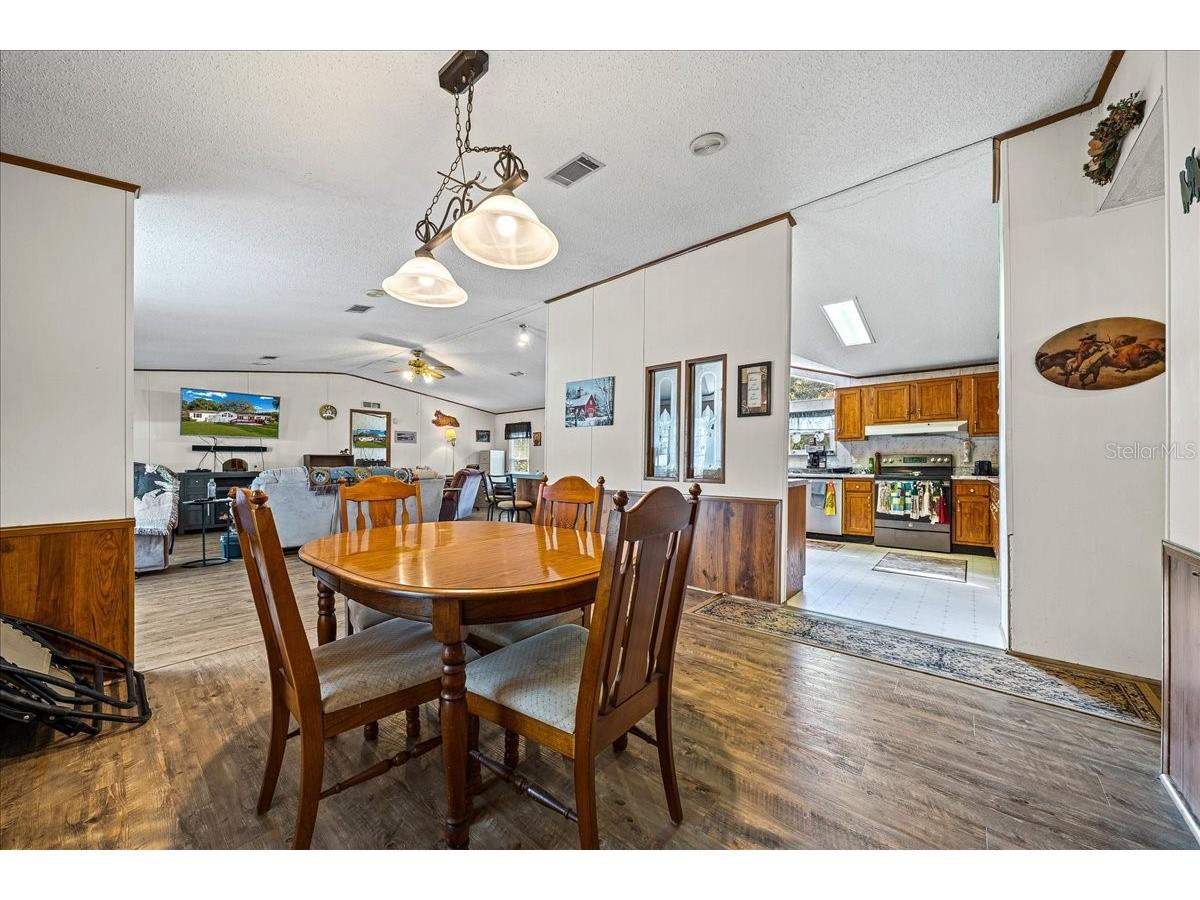 13181 NE 39th Terrace Anthony FL 32617 OM717418 image60