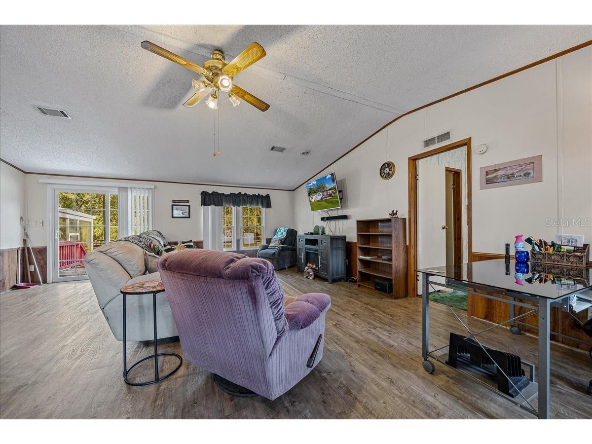 13181 NE 39th Terrace Anthony FL 32617 OM717418 image67