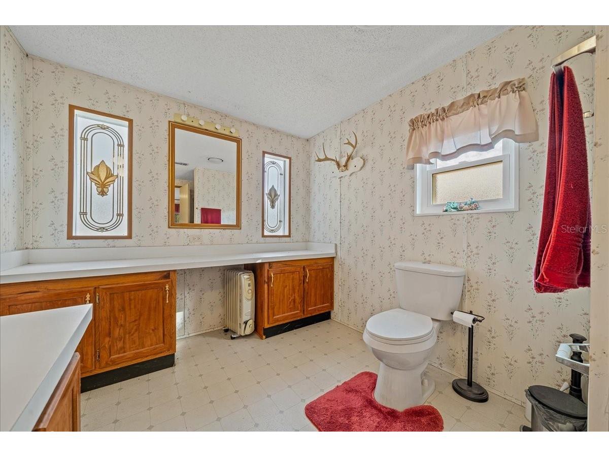 13181 NE 39th Terrace Anthony FL 32617 OM717418 image78