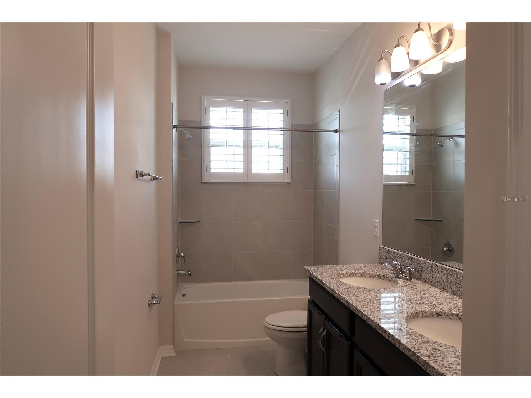 13183 Woodford Street Orlando FL 32832 O6379418 image17